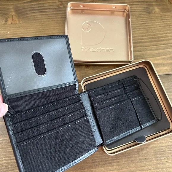 Carhartt Black Wallet with Logo in Metal Case - Picture 4 of 4